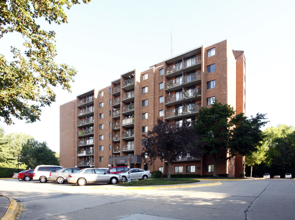 William Presser Tower in Akron, OH - Foto de edificio