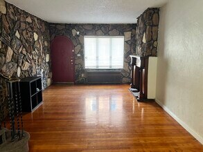 2408 S Sartain St in Philadelphia, PA - Foto de edificio - Building Photo