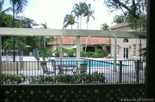18344 NW 68th Ave-Unit -G in Hialeah, FL - Building Photo - Building Photo