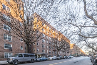 14343 41st Ave in Flushing, NY - Building Photo - Building Photo