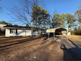 1806 Melba Cir in Bryant, AR - Building Photo