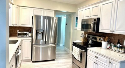 3218 54th St N in St. Petersburg, FL - Building Photo - Building Photo