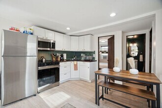 4 Keefe Ave in Hampton, NH - Building Photo - Building Photo