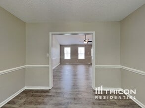 7917 Wilson Pond Ln in Fuquay Varina, NC - Building Photo - Building Photo