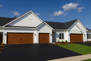 Erie Ridge Townhomes in Henrietta, NY - Building Photo