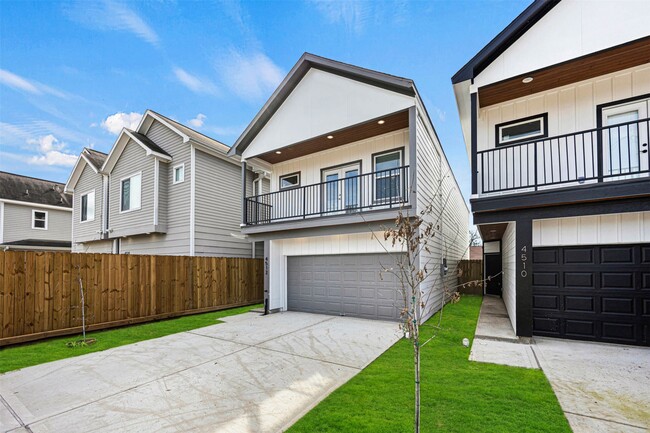 4512 Noble St in Houston, TX - Building Photo - Building Photo