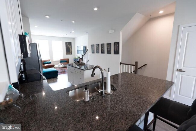 2807 Evansgreen Dr in Hillcrest Heights, MD - Building Photo - Building Photo