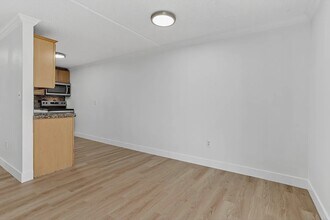 1267 Lafayette St, Unit 404 in Denver, CO - Foto de edificio - Building Photo