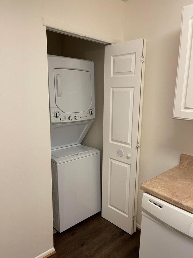 5804 Lantana Cir, Unit D in Frederick, MD - Building Photo - Building Photo