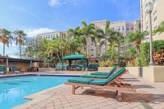 520 SE 5th Ave in Fort Lauderdale, FL - Building Photo - Building Photo