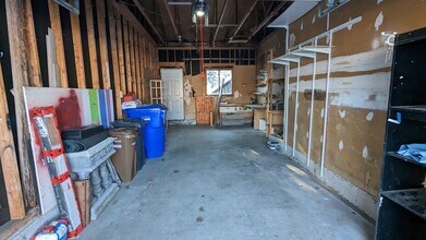 4-Bedroom Rental in Aylmer in Gatineau, QC - Building Photo - Building Photo