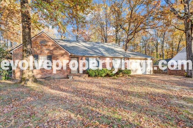 1254 Estate Dr in Memphis, TN - Building Photo - Building Photo