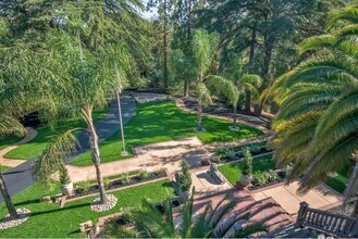 18490 Withey Rd in Monte Sereno, CA - Building Photo - Building Photo