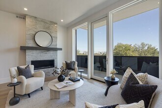 321 31st Ave N in Nashville, TN - Building Photo - Building Photo