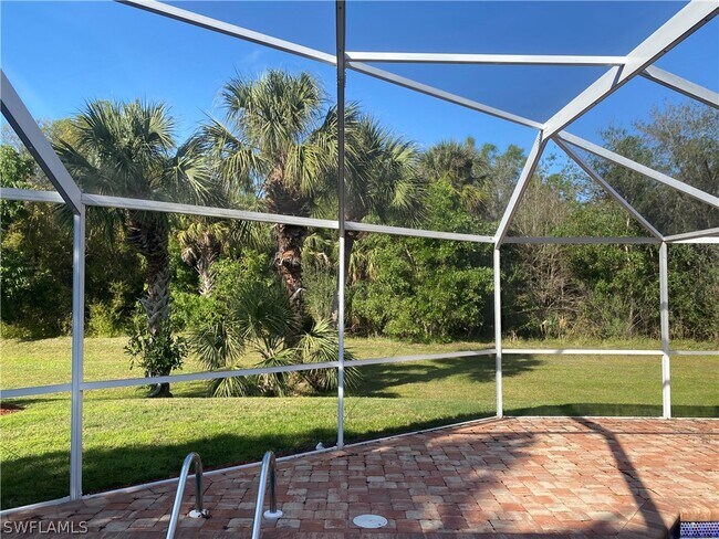 property at 71 Heritage Way