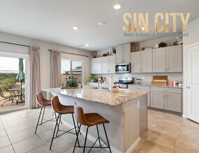 1172 Strigose Ave in North Las Vegas, NV - Building Photo - Building Photo