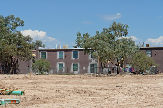 1217-1223 E Milton Rd in Tucson, AZ - Building Photo - Building Photo