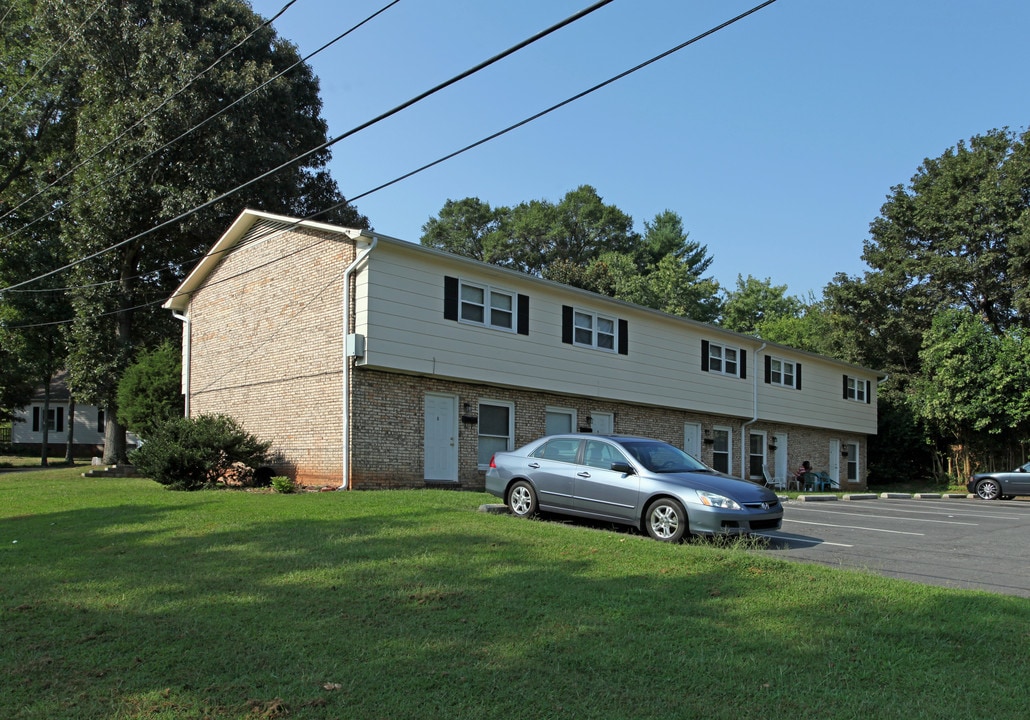 The Residences at Humboldt Place in Mount Holly, NC - Foto de edificio