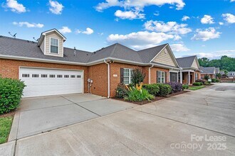 2369 Stardust Ct in Denver, NC - Building Photo - Building Photo