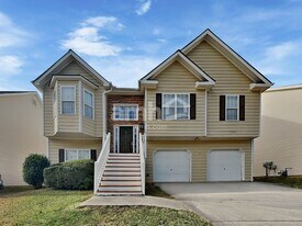 197 Moreland Cir in Hiram, GA - Building Photo