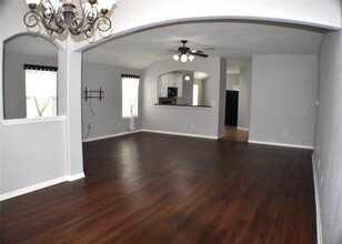 2602 Lexington Park Dr in Spring, TX - Building Photo - Building Photo