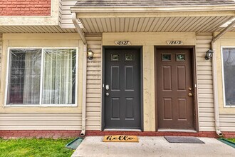 18423 Sharon Ln in Roseville, MI - Building Photo - Building Photo