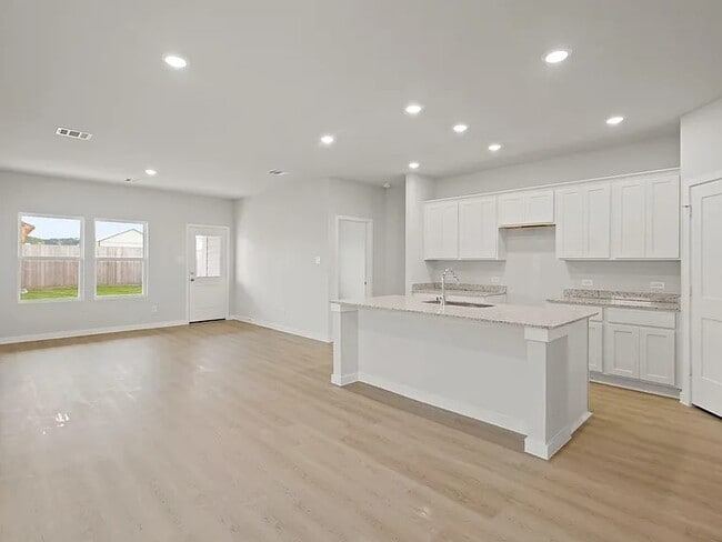 17824 Lionheart Rd in Conroe, TX - Building Photo - Building Photo