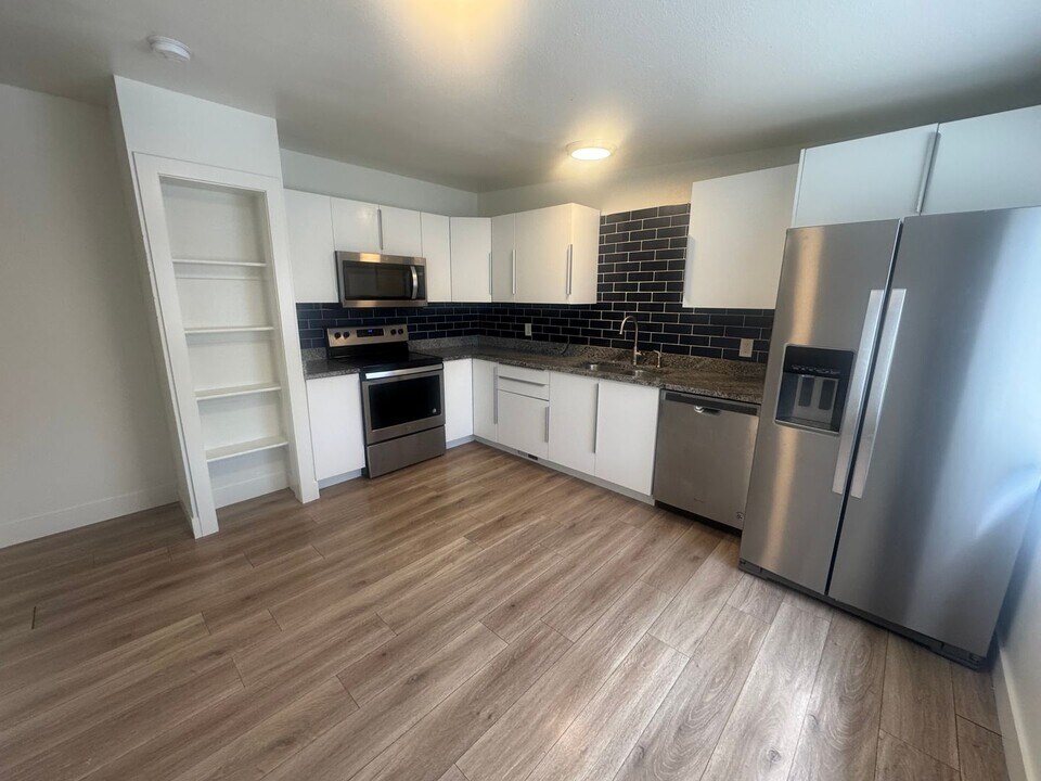 4179 Whipoorwhil St in West Valley City, UT - Building Photo