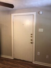 904 Denton St in Denton, TX - Building Photo - Building Photo