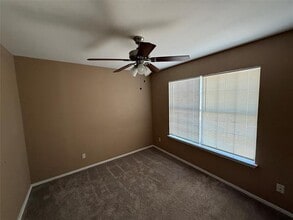 10632 Chesapeake Dr in Dallas, TX - Building Photo - Building Photo