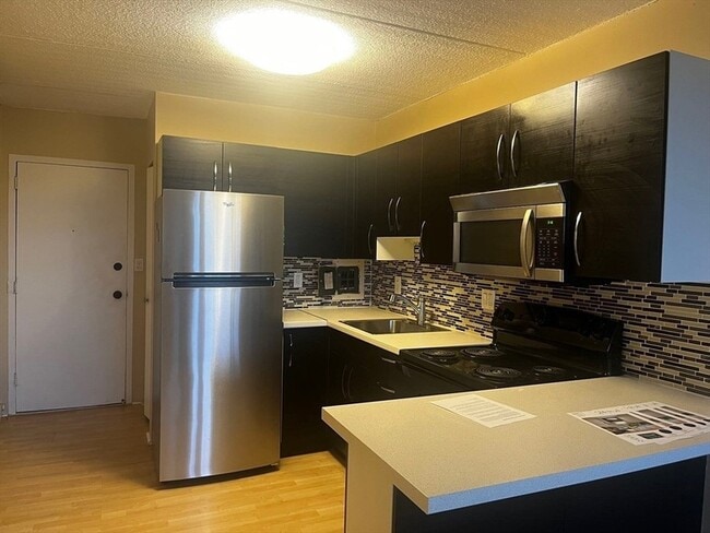 200 Swanton St, Unit 640 in Winchester, MA - Building Photo - Building Photo
