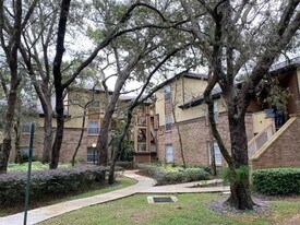 482 N Pin Oak Pl in Longwood, FL - Building Photo