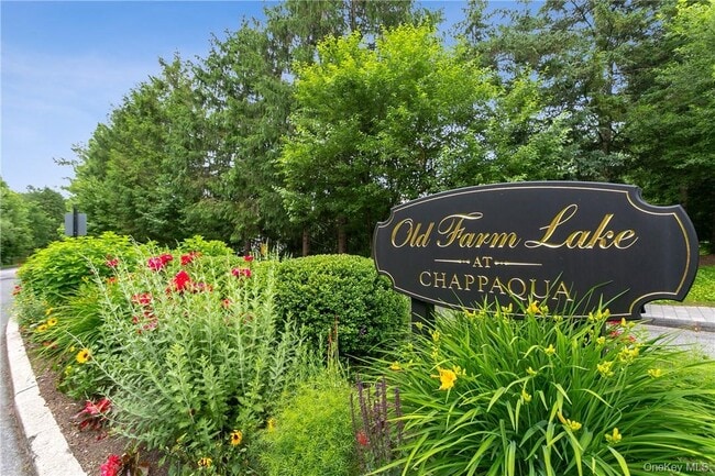 property at 118 Stone Bridge Square