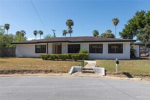 21 Orchid Ave in McAllen, TX - Building Photo