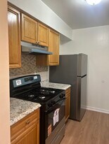 3368 Red Lion Rd, Unit Red Lion - Knights Roads in Philadelphia, PA - Building Photo