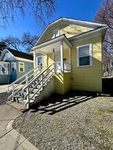 370 E 3rd St in Chico, CA - Building Photo - Building Photo