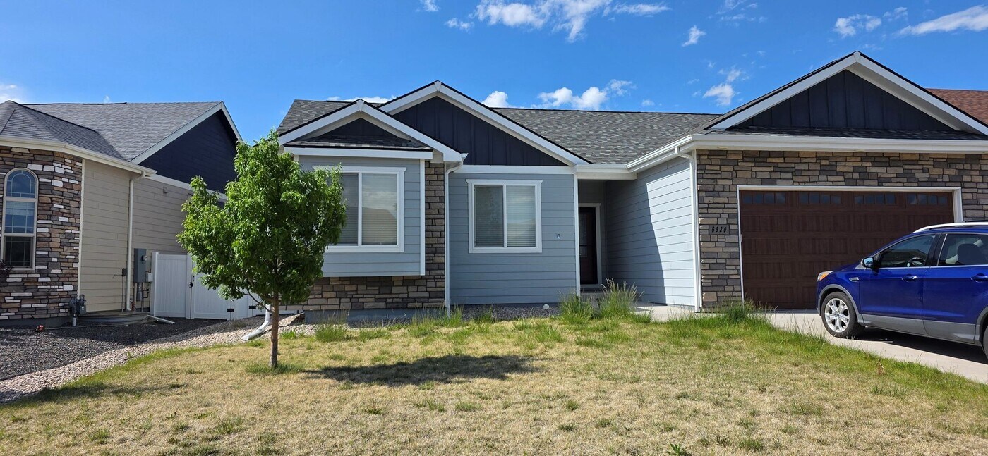 6520 High Spring Rd in Cheyenne, WY - Building Photo