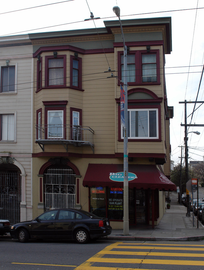 4357 18th St in San Francisco, CA - Foto de edificio - Building Photo