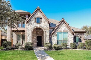 913 Willow Crest Dr in Midlothian, TX - Building Photo