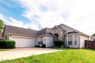 6009 Wilmington Dr in Frisco, TX - Building Photo