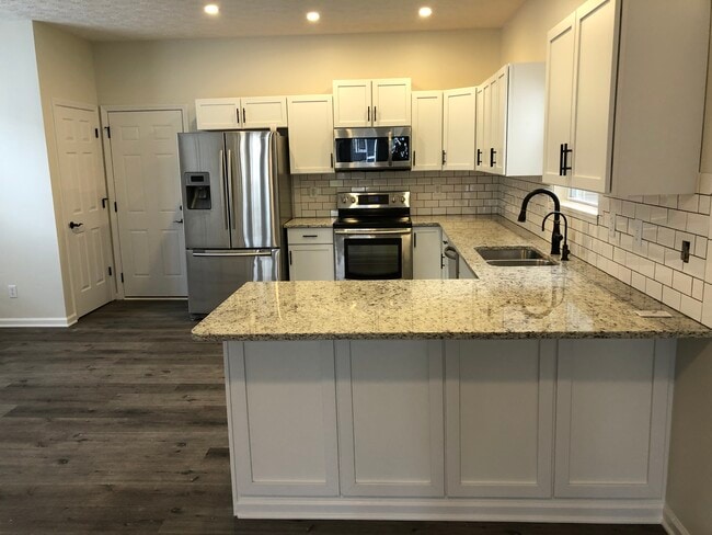 231 Legacy Lane in Carmel, IN - Building Photo - Building Photo