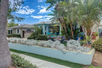4020 Sequoia St in San Diego, CA - Foto de edificio - Building Photo
