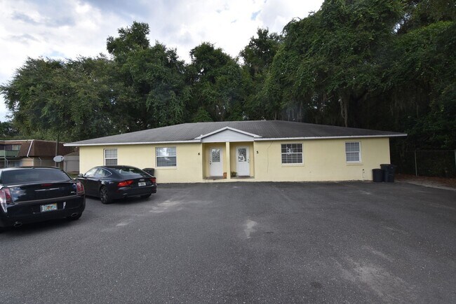 property at 1581 E C 470