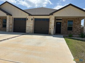 5104 Rose Gdn Lp in Killeen, TX - Building Photo