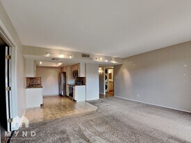 7850 E Camelback Rd in Scottsdale, AZ - Building Photo