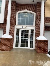 613 Doral Ct in Piscataway, NJ - Building Photo - Building Photo