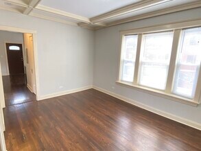 2765 W Francis Pl in Chicago, IL - Building Photo - Building Photo
