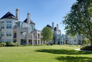 Mission Peaks in Fremont, CA - Building Photo