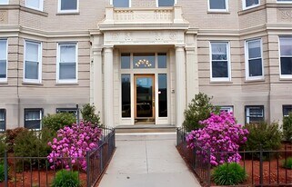 85 Park Dr in Boston, MA - Building Photo