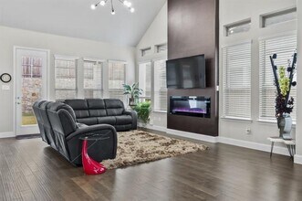 13101 Scissortail Dr in Frisco, TX - Building Photo - Building Photo